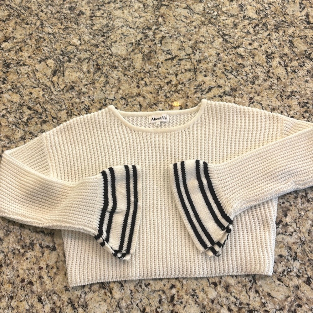 Cropped white sweater